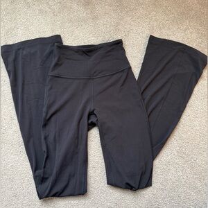 Lululemon Groove super high rise flare leggings